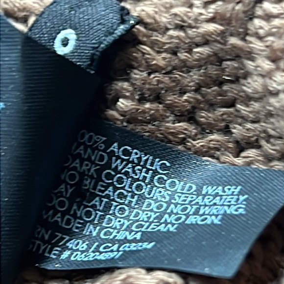 Club Monaco Gold Knitted Scarf - Picture 3 of 6